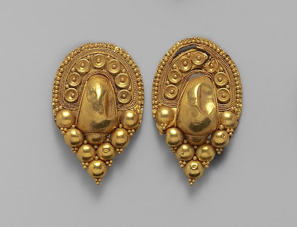 Gold earrings