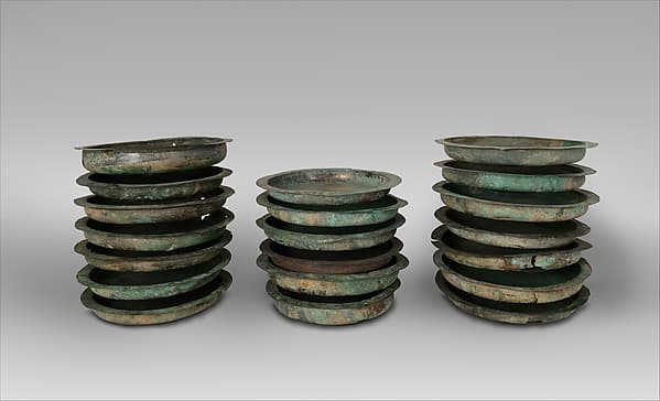 Bronze patera (salver)