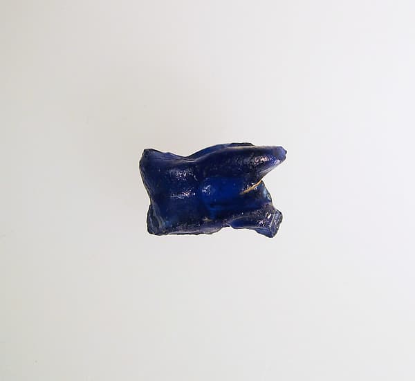 Glass astragal (knucklebone)