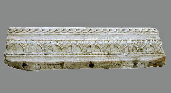 Marble cornice fragment
