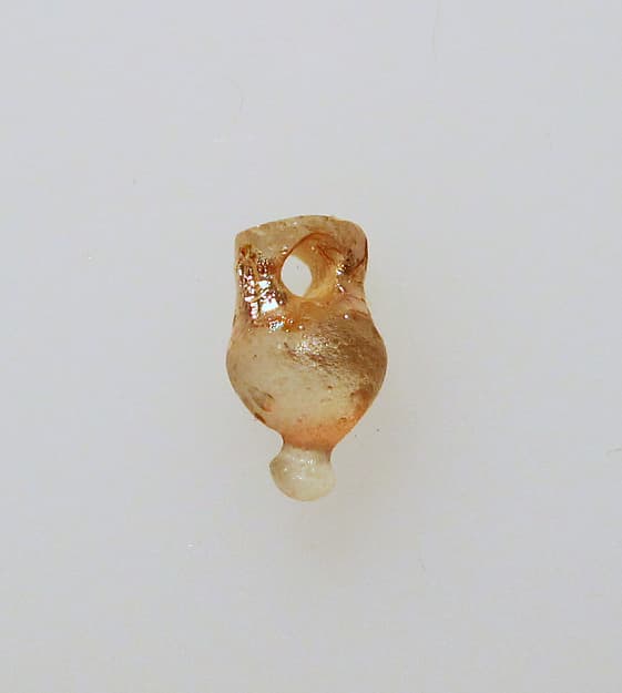 Glass pendant in the form of an amphora