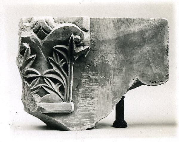 Capital with Acanthus Leaves