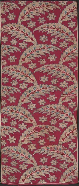 Loom Width with Serrated Leaf Design