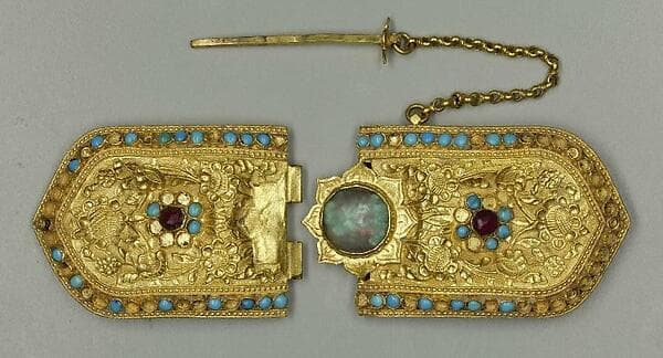 Girdle Clasp