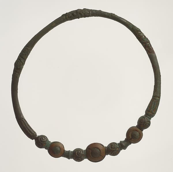 Neck Ring