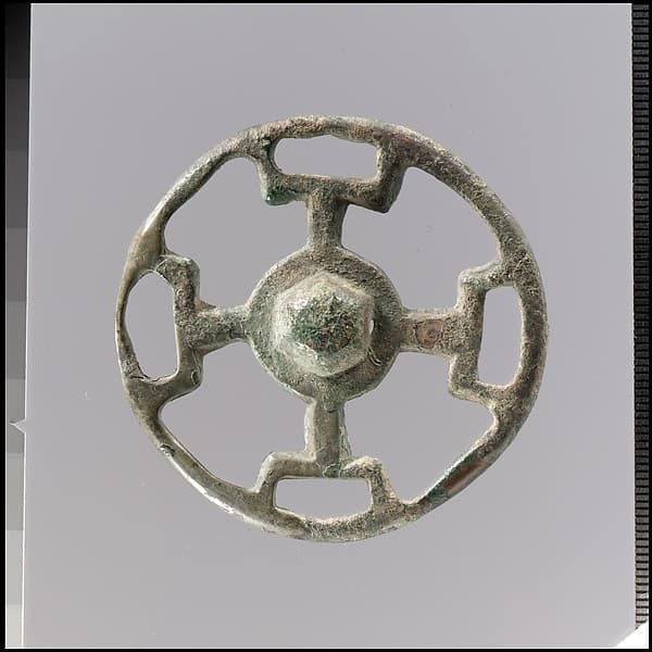 Openwork Belt Fitting