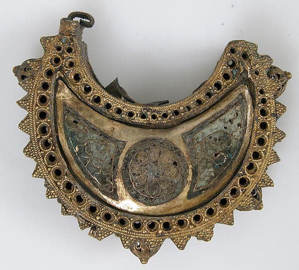 One of a Pair of Crescent-Shaped Earrings with Rosettes