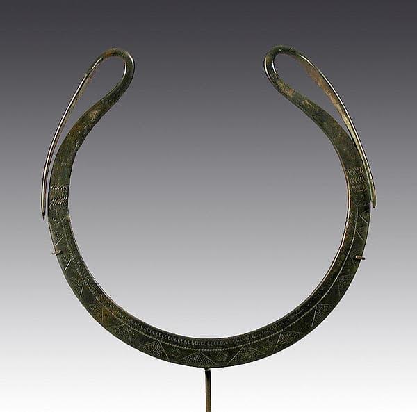 Neck Ring