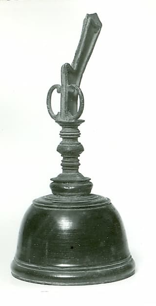 Gheṇṭa (prayer bell)