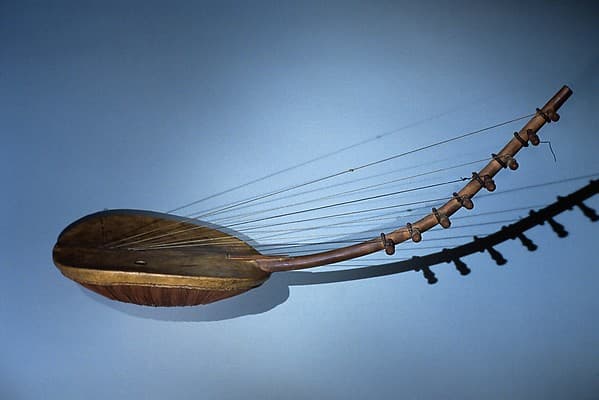 Ennanga, by Ganda
