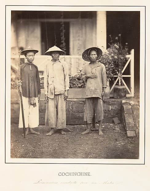 Prisonniers conduits par un Mata, Cochinchine, by Emile Gsell