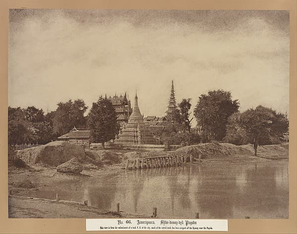 Amerapoora: Shwe-doung-dyk Pagoda, by Linnaeus Tripe