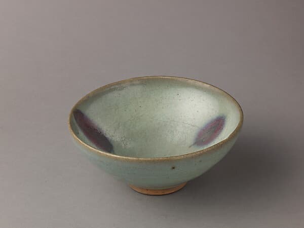 Deep bowl, by Chinese